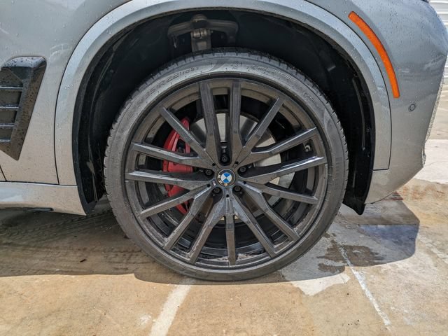 Used 2024 BMW X5 sDrive40i w/ M Sport Package RWD image 11
