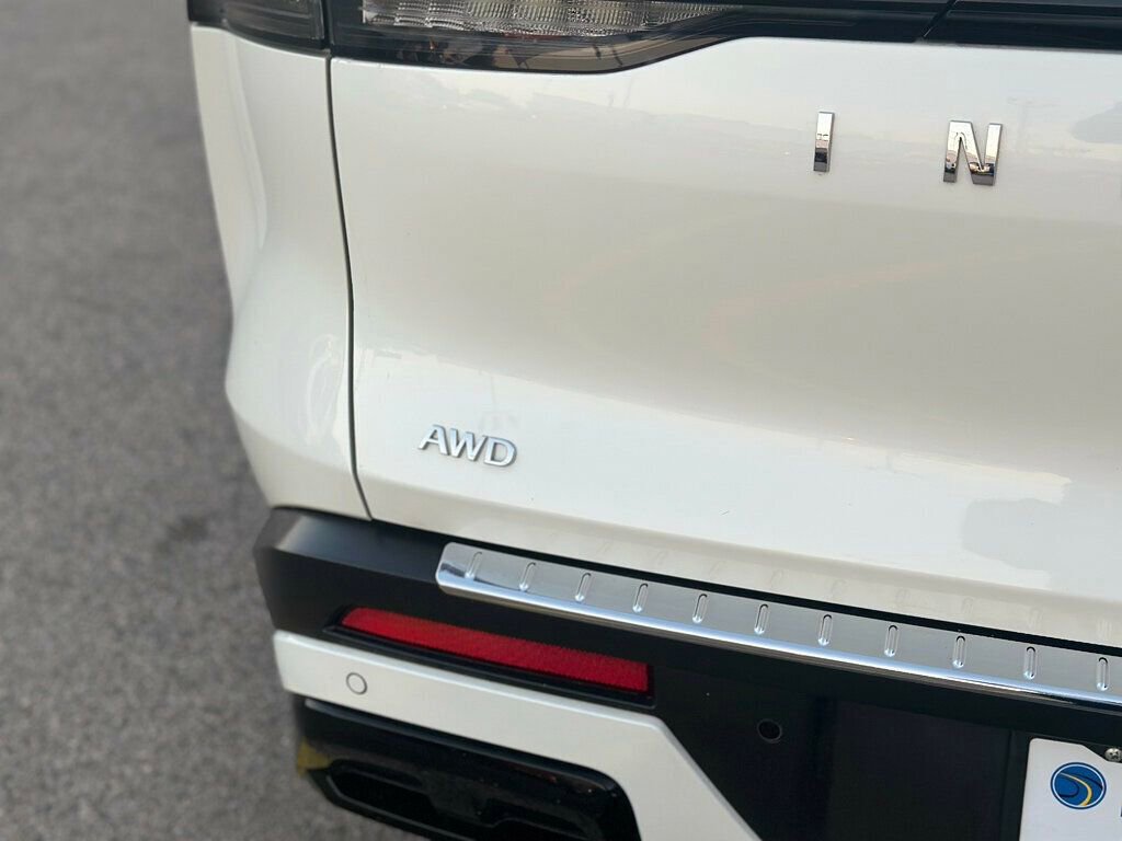 Used 2023 INFINITI QX60 Luxe w/ Cargo Package image 39