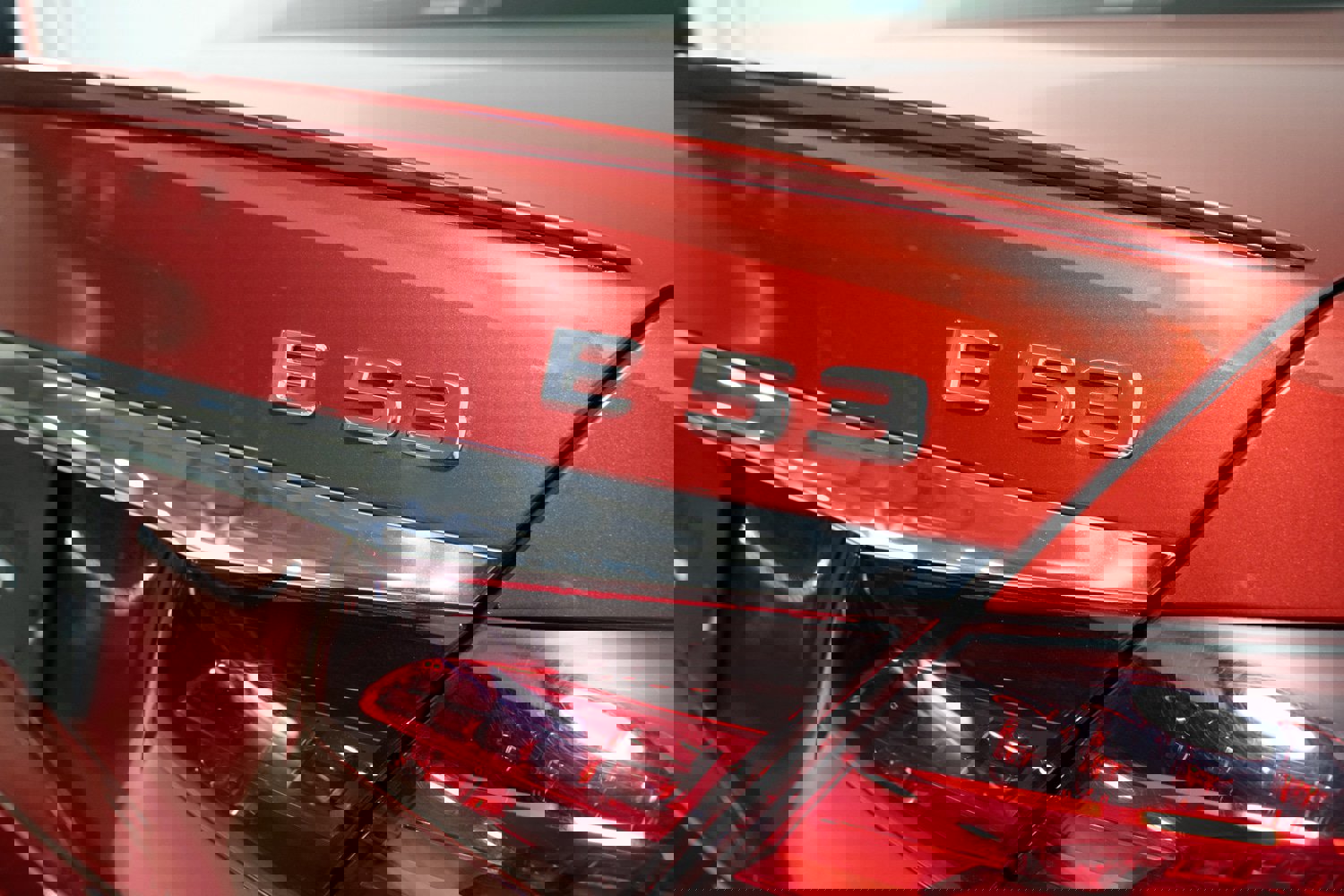 Used 2022 Mercedes-Benz E 53 AMG 4MATIC Sedan w/ Driver Assistance Package image 32