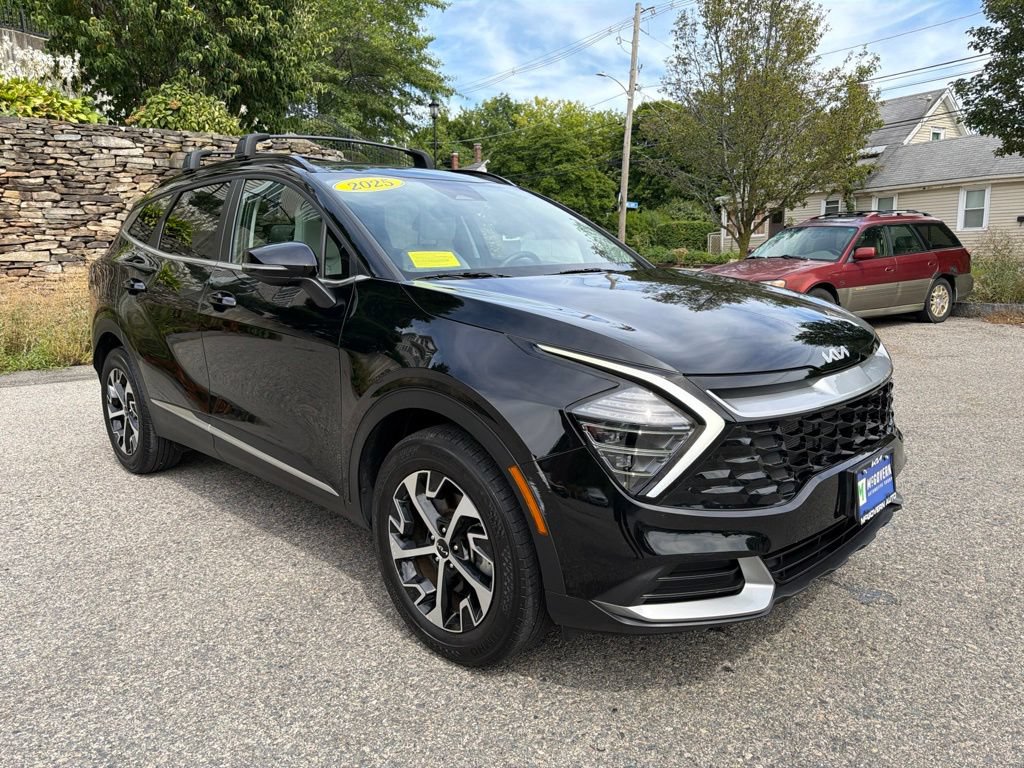Certified 2025 Kia Sportage EX w/ Premium Package AWD/4WD image 9