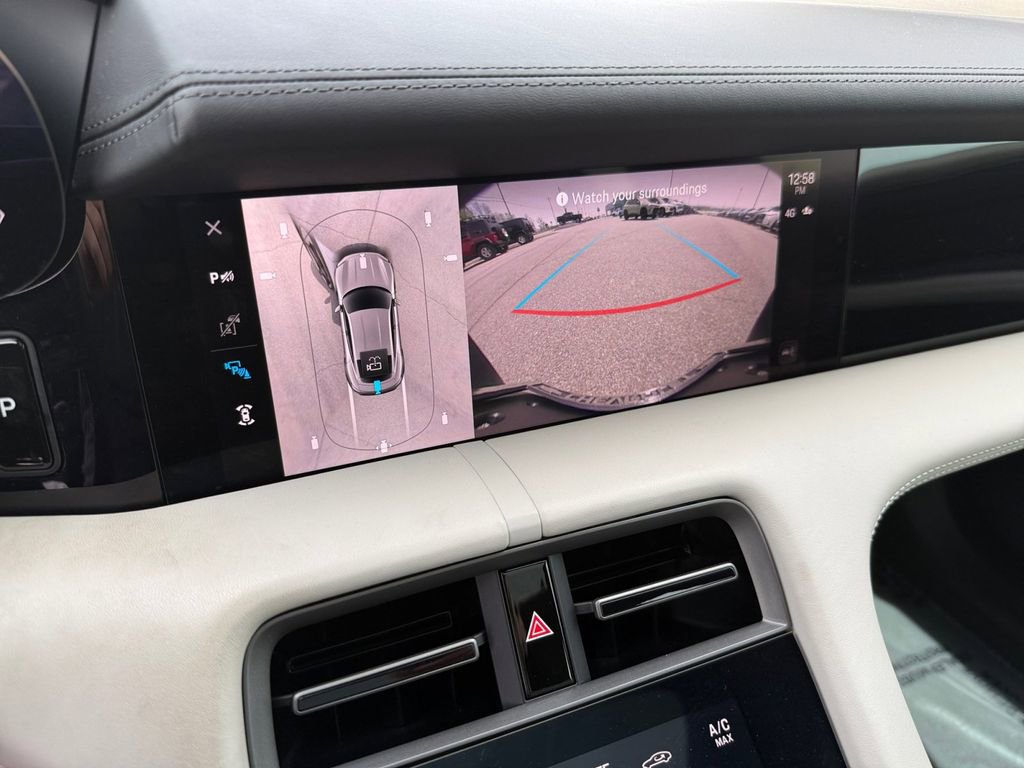 Used 2025 Porsche Taycan image 18