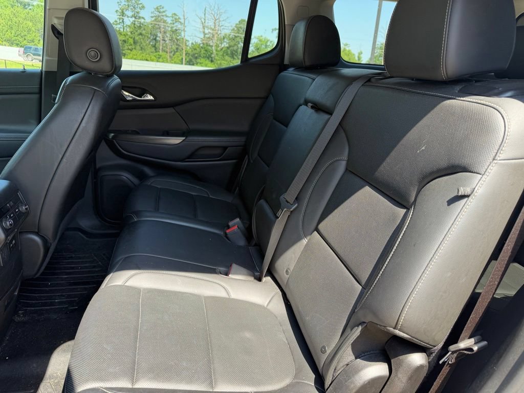 Used 2023 GMC Acadia SLT AWD/4WD image 6