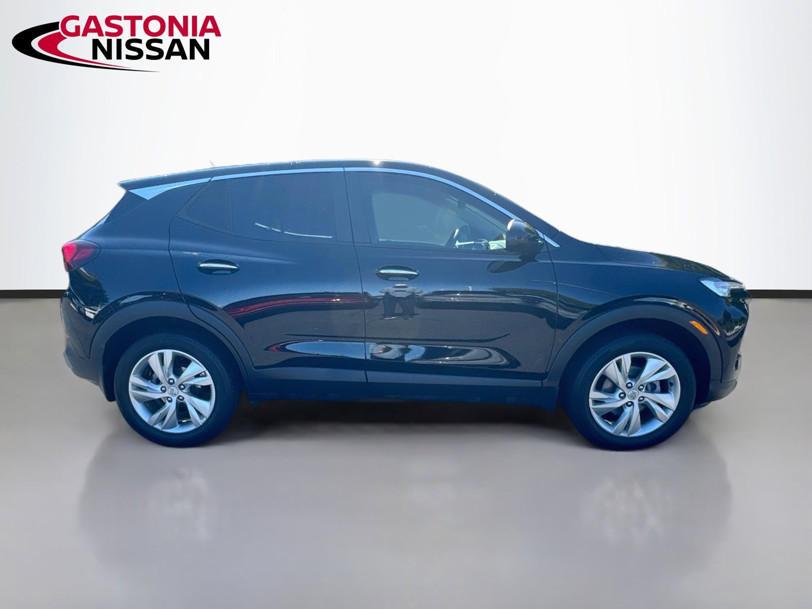 Used 2025 Buick Encore GX Preferred AWD/4WD image 10