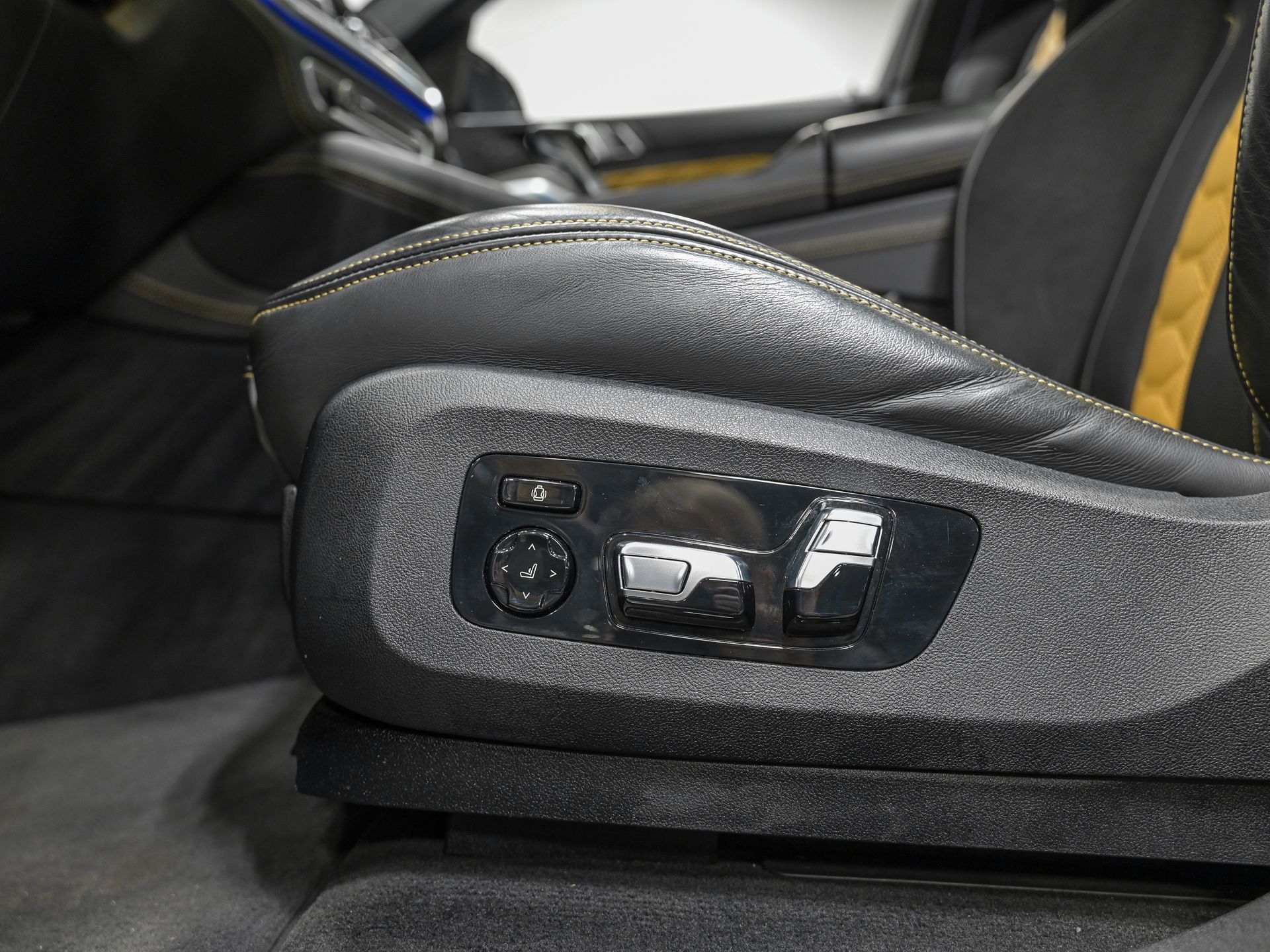 Used 2023 BMW X6 M w/ Competition Package AWD/4WD image 14