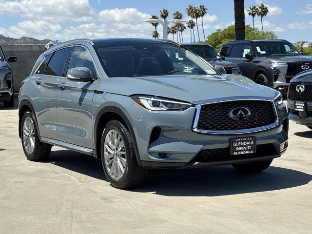 Certified 2023 INFINITI QX50 Luxe FWD image 2