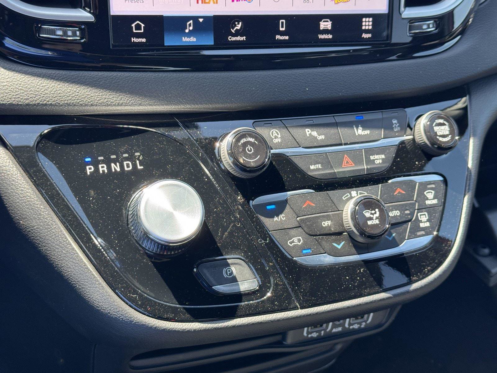 New 2025 Chrysler Voyager LX FWD image 16