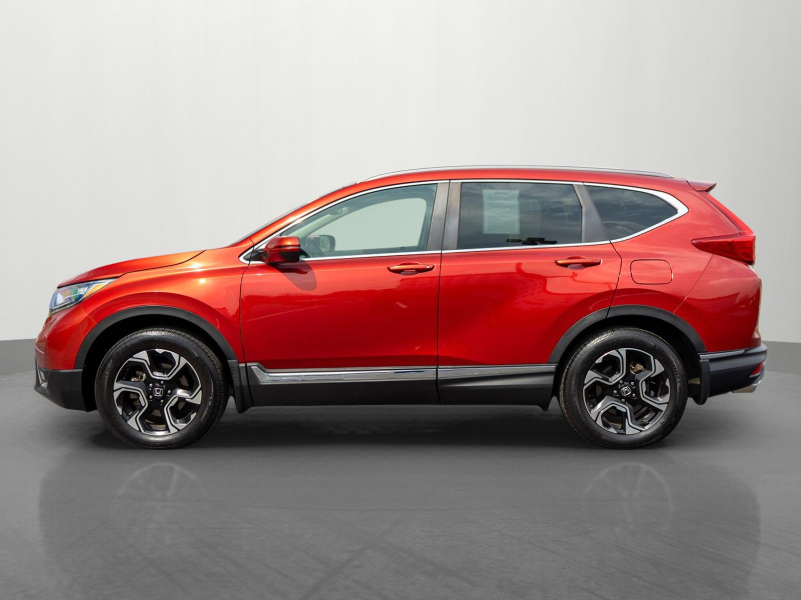 Used 2017 Honda CR-V Touring image 4