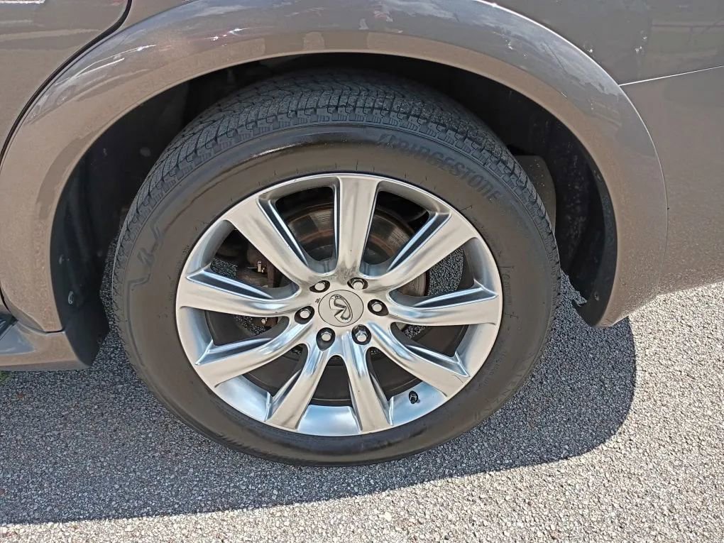 Used 2014 INFINITI QX80 4WD w/ Theater Package image 26