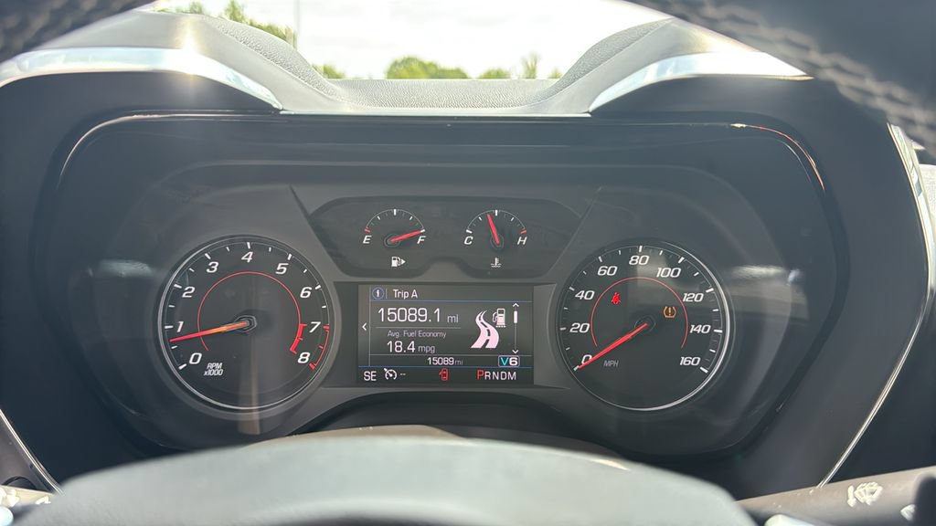 Used 2022 Chevrolet Camaro LT w/ Technology Package RWD image 19