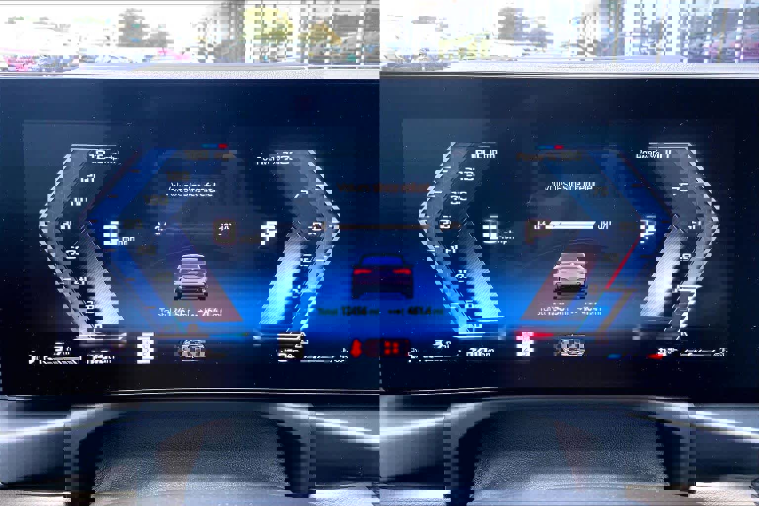 Certified 2025 BMW M440i Coupe w/ Premium Package image 25