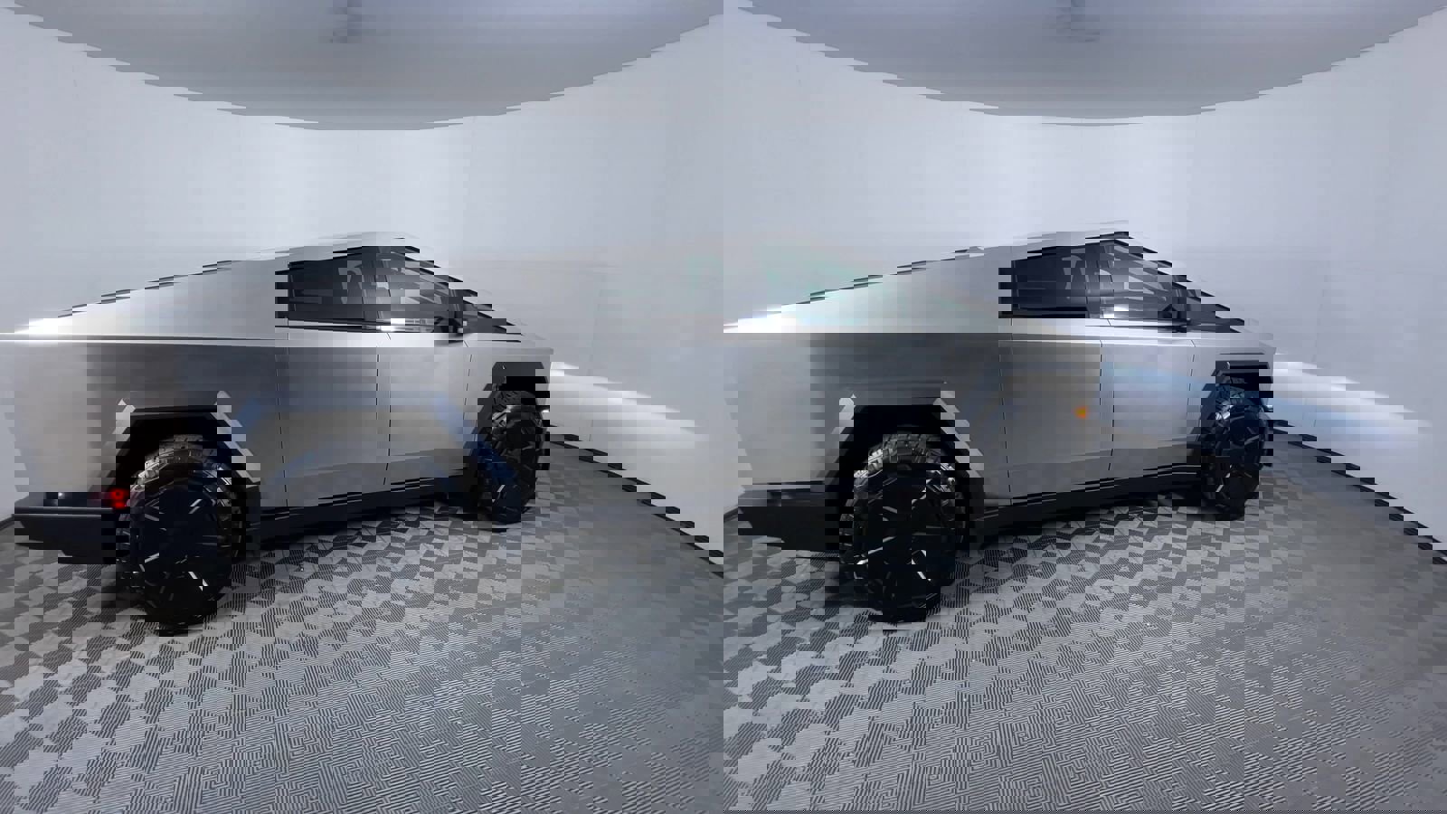 Used 2025 Tesla Cybertruck Cyberbeast image 9