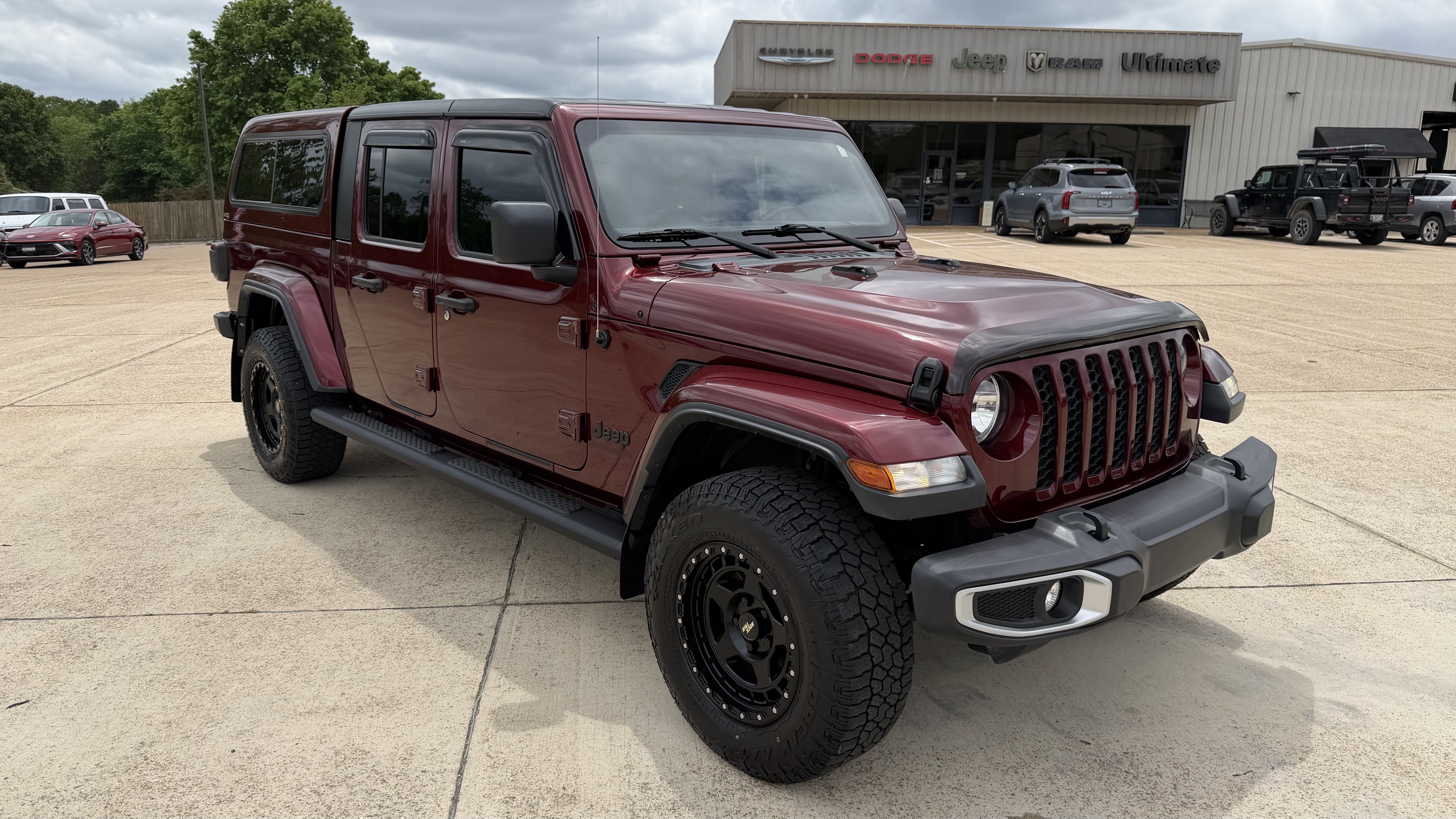 Used 2021 Jeep Gladiator Sport AWD/4WD image 12