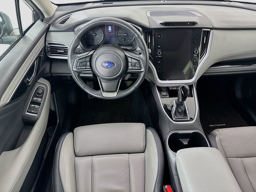 Used 2023 Subaru Outback Limited image 24