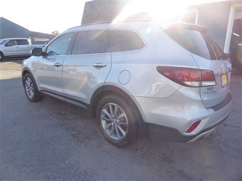 Used 2018 Hyundai Santa Fe SE w/ SE Premium Package 02 image 8