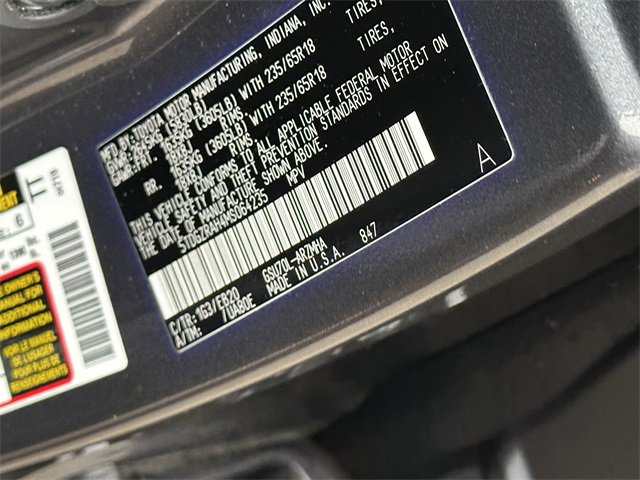 Used 2021 Toyota Highlander XLE image 10