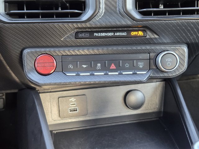 Used 2024 Ford Mustang Convertible RWD image 18