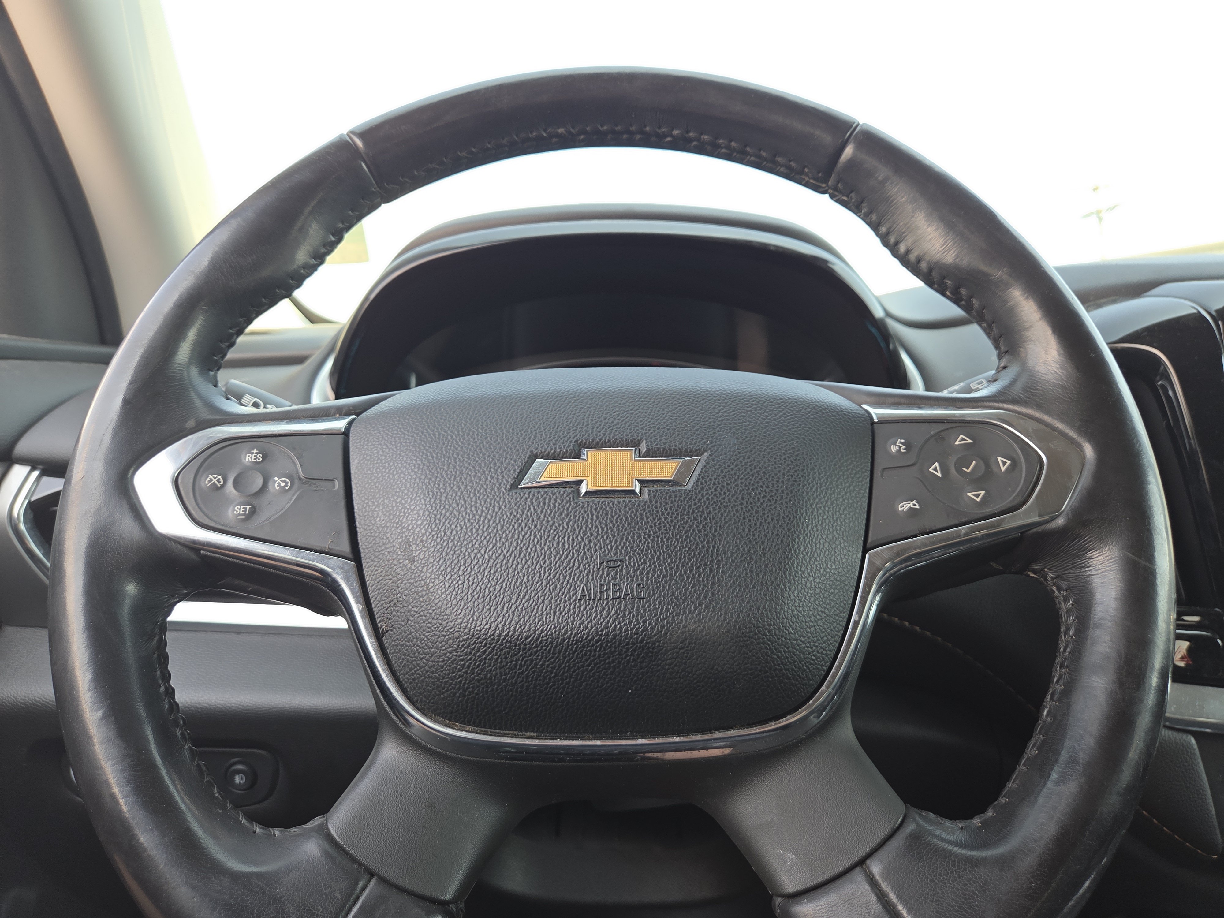 Used 2019 Chevrolet Traverse LT AWD/4WD image 12