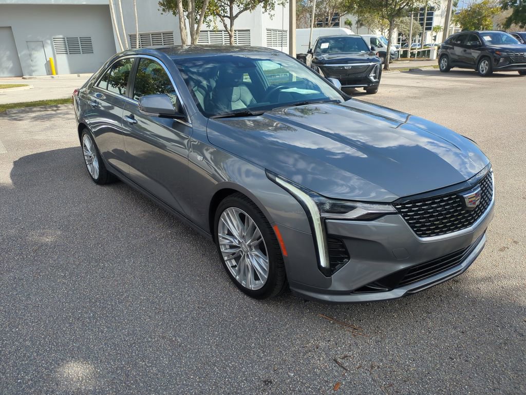 Used 2020 Cadillac CT4 Premium Luxury image 2