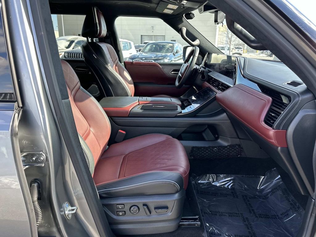 Certified 2025 INFINITI QX80 Autograph w/ Autograph Exterior Package image 39