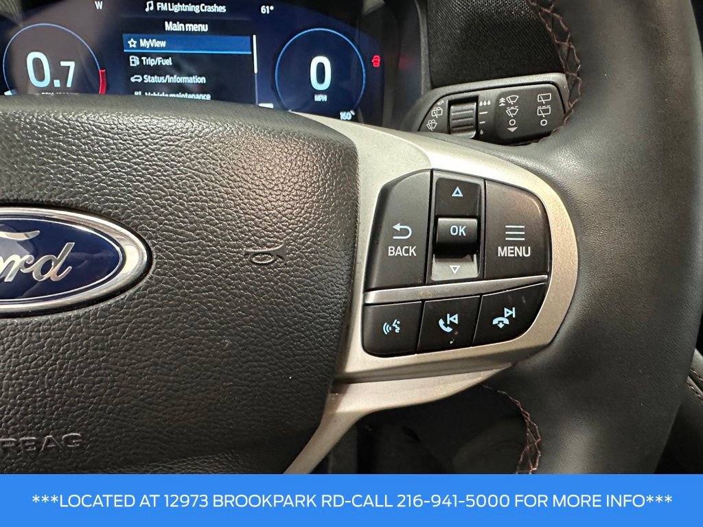 Used 2025 Ford Explorer Active w/ Active Comfort Package AWD/4WD image 14