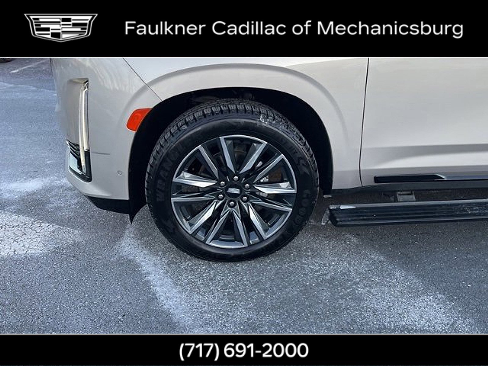 Used 2021 Cadillac Escalade ESV Sport w/ Driver Assist Tech Package image 33