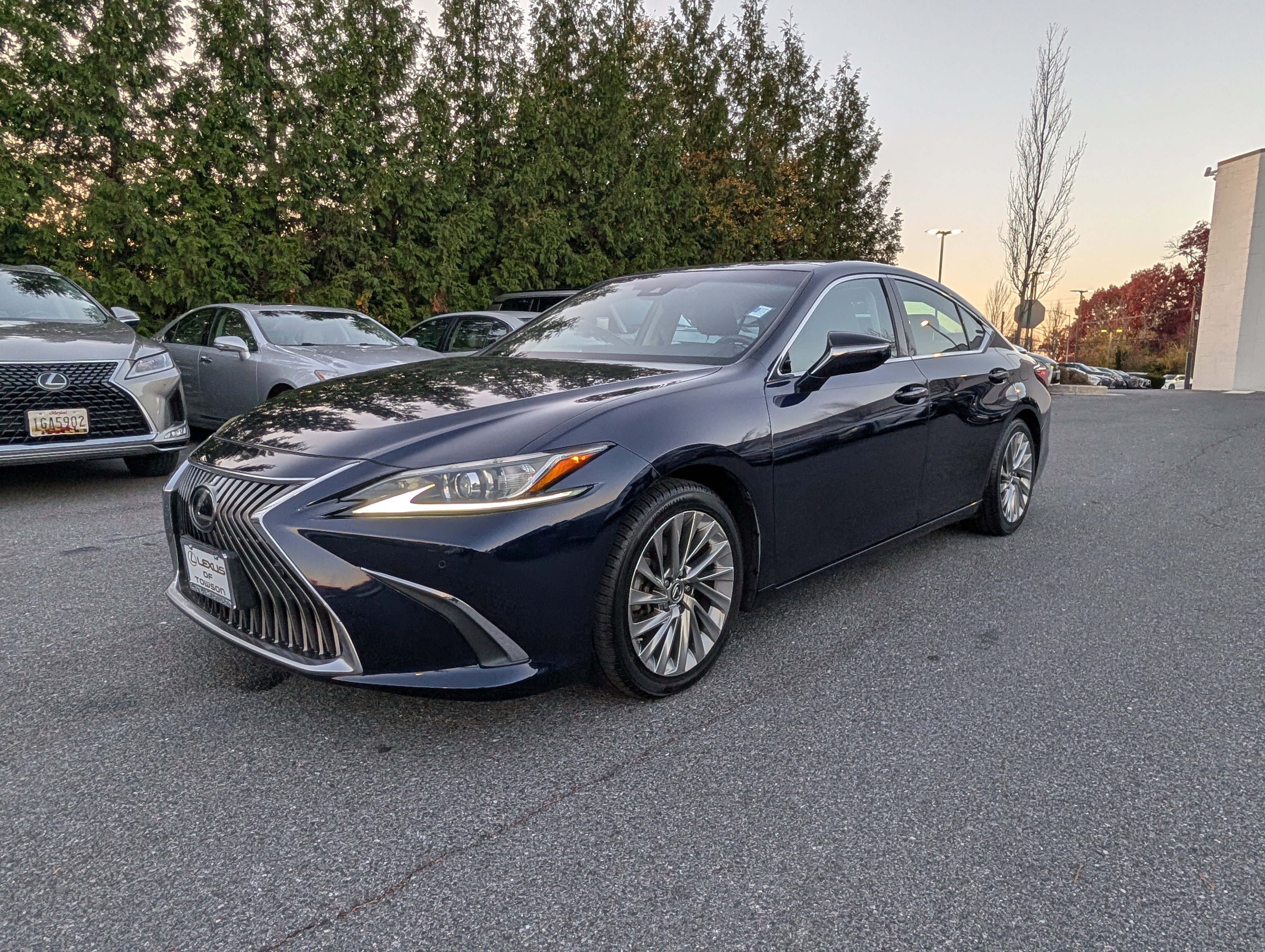 Certified 2019 Lexus ES 350 w/ Accessory Package image 7