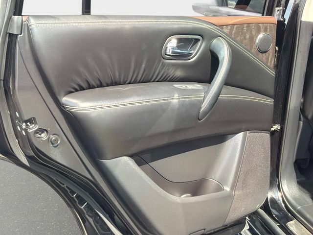 Used 2023 Nissan Armada Platinum w/ Captain's Chairs Package RWD image 11