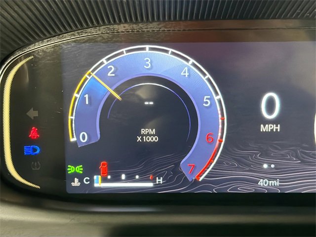 Used 2025 Jeep Wagoneer 4WD image 13