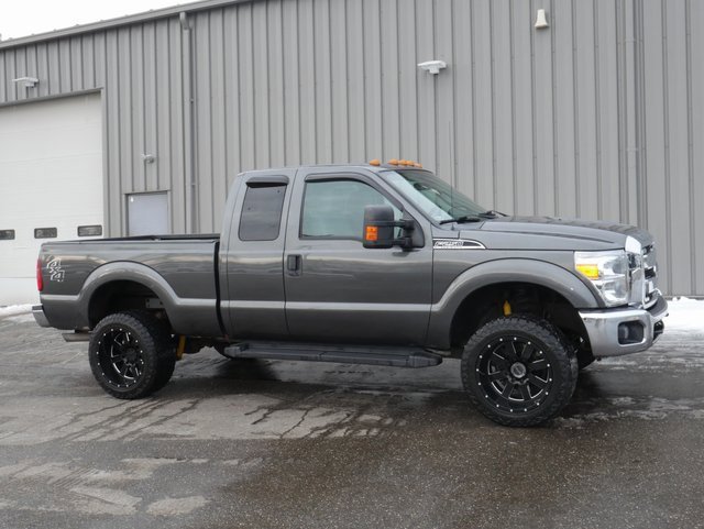 Used 2016 Ford F250 XLT w/ XLT Value Package image 4
