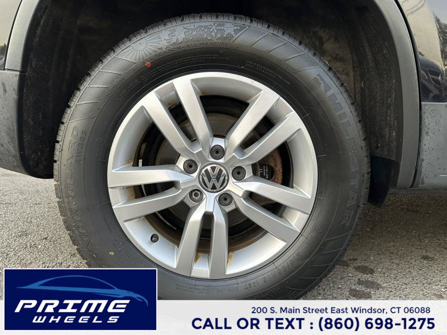 Used 2013 Volkswagen Tiguan S AWD/4WD image 26