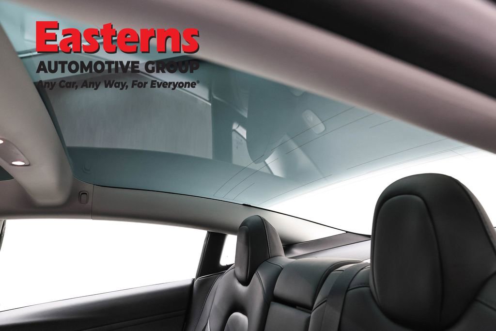 Used 2023 Tesla Model 3 Standard Range image 32