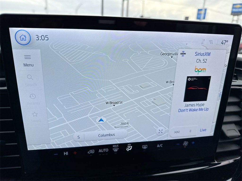 Used 2023 Ford Transit 350 XLT image 18