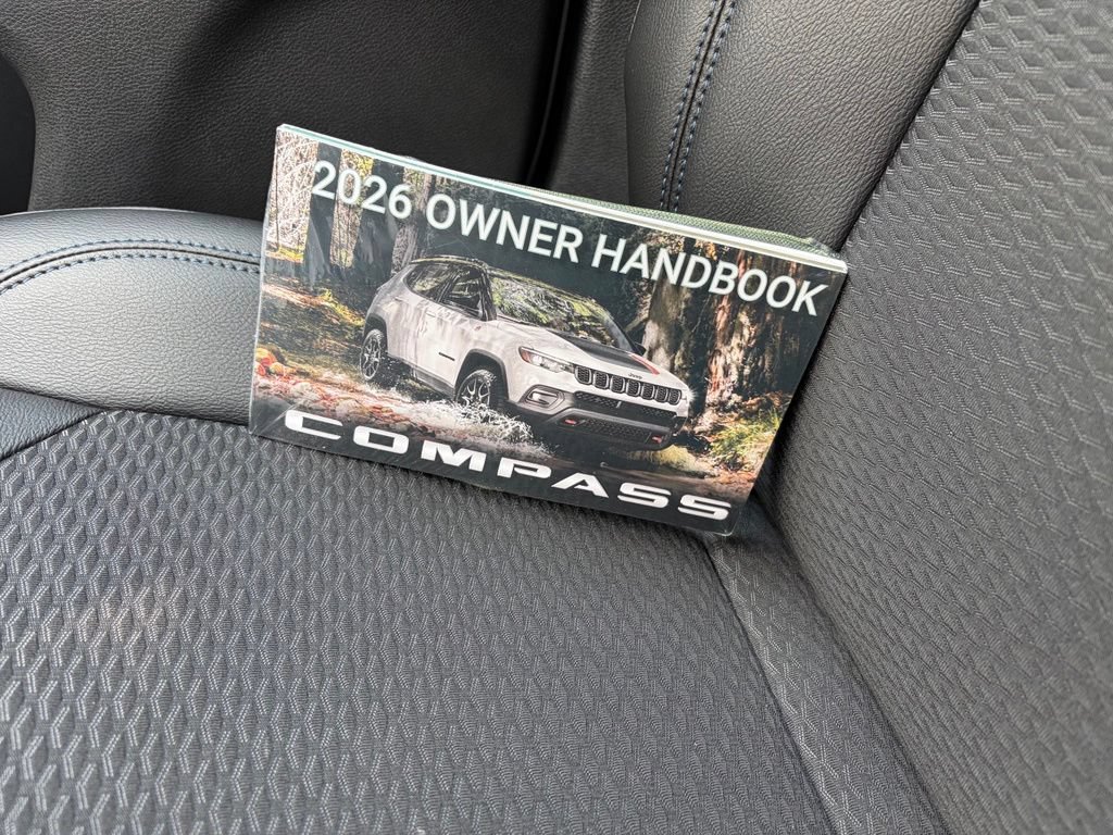 New 2026 Jeep Compass Latitude AWD/4WD image 37