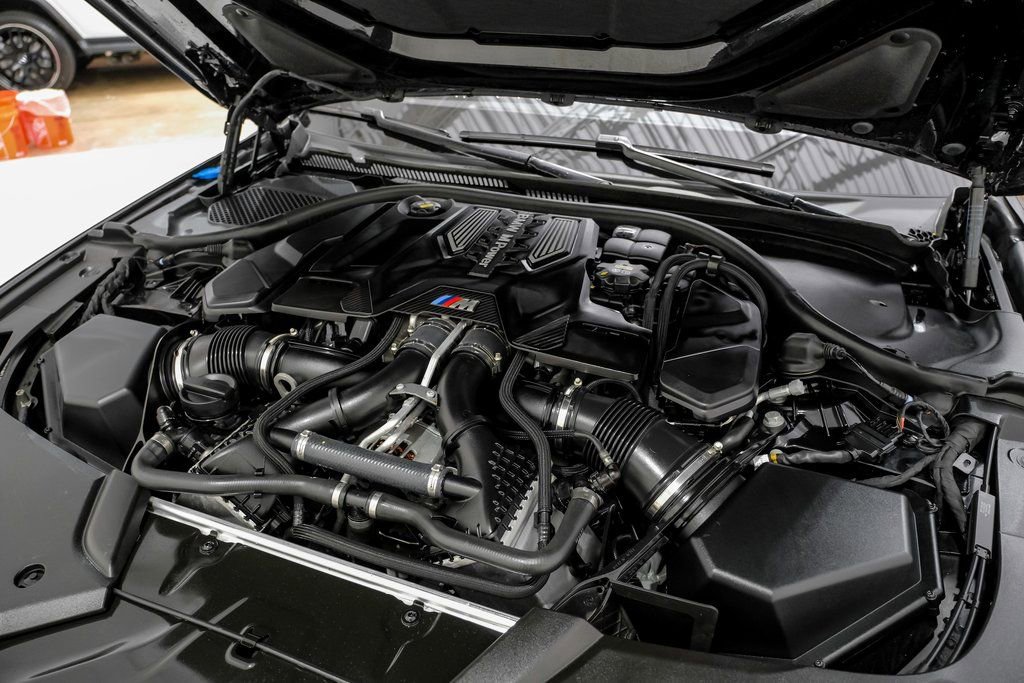 Used 2022 BMW M5 w/ Executive Package image 44