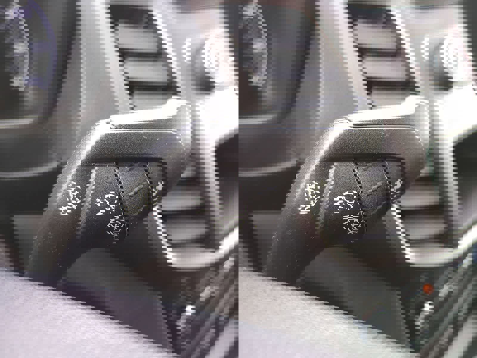 Used 2020 Ford Transit Connect XL image 23