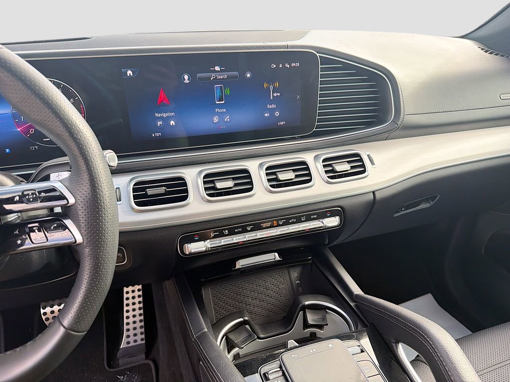 Used 2025 Mercedes-Benz GLS 450 4MATIC w/ Pinnacle Trim Package image 29