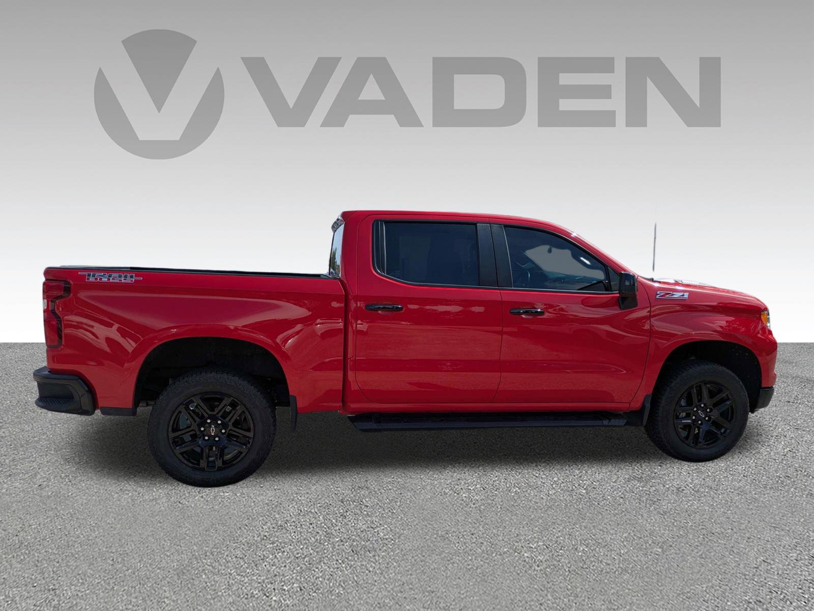 Used 2024 Chevrolet Silverado 1500 LT Trail Boss AWD/4WD image 23
