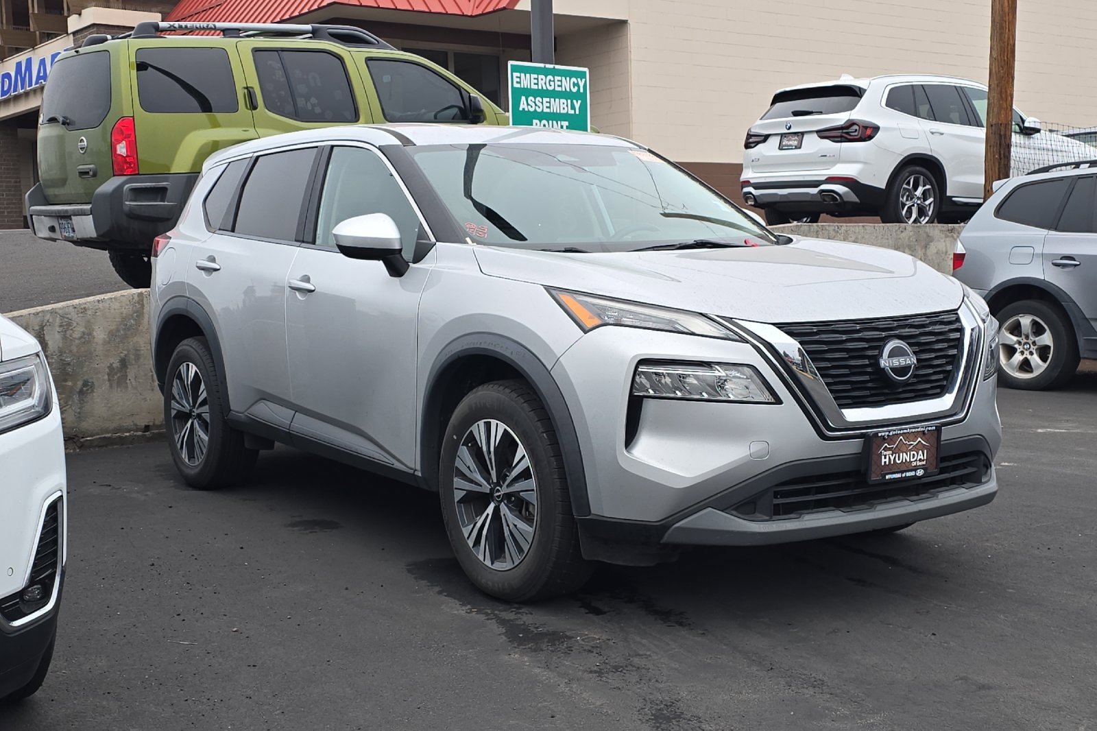 Used 2023 Nissan Rogue SV video 2
