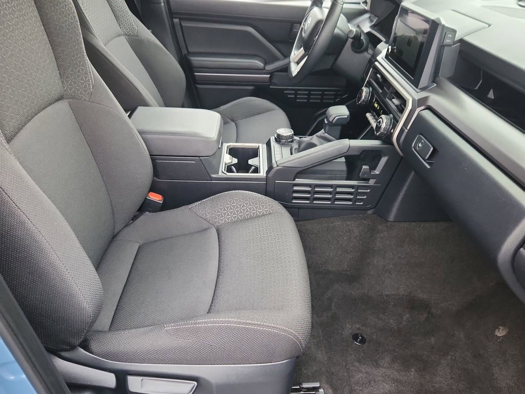 Used 2025 Toyota 4Runner SR5 image 15