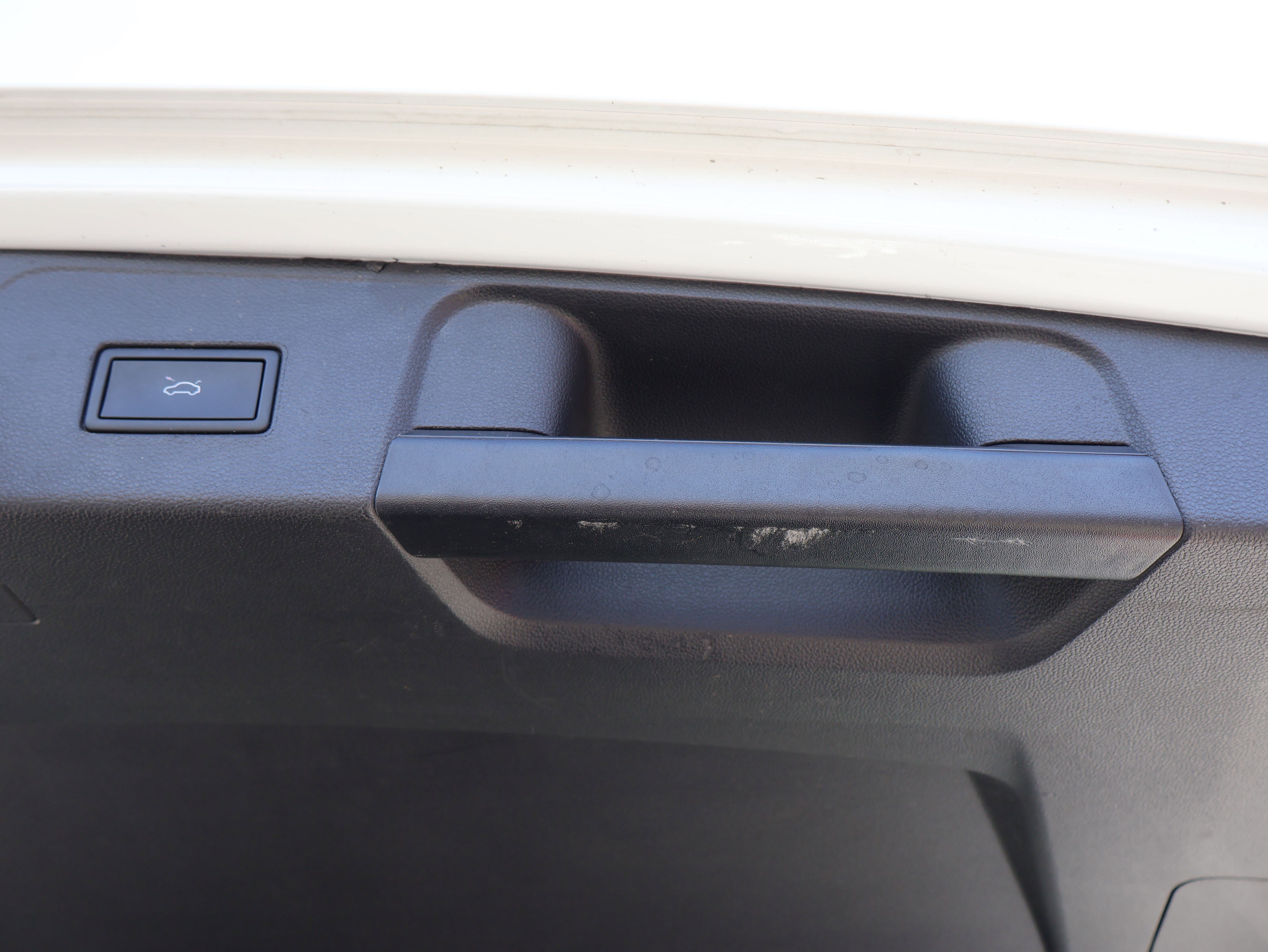 Used 2023 Volkswagen Atlas SEL image 21