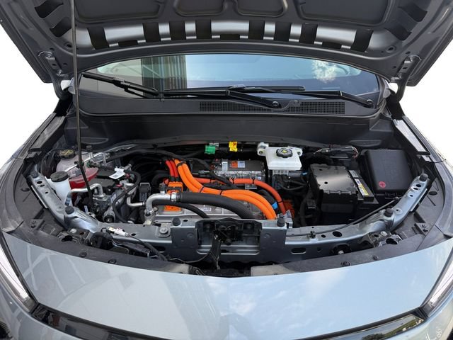 Used 2027 Chevrolet Bolt RS w/ Technology Package FWD image 10