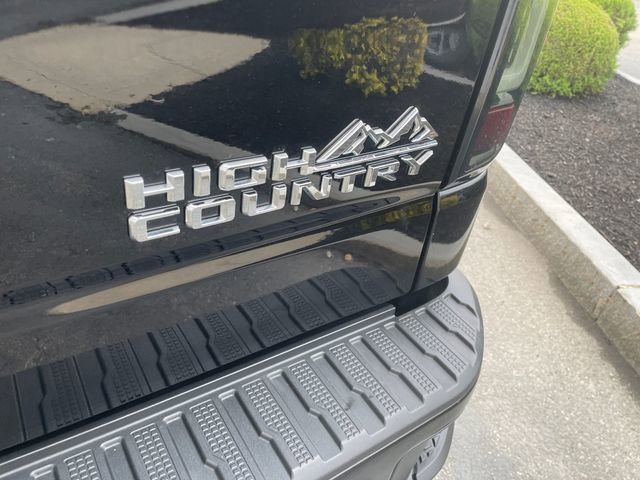 Used 2020 Chevrolet Silverado 1500 High Country w/ Technology Package image 13