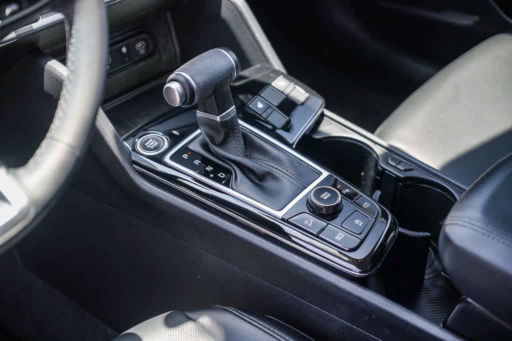 Certified 2025 Kia Sportage EX FWD image 18