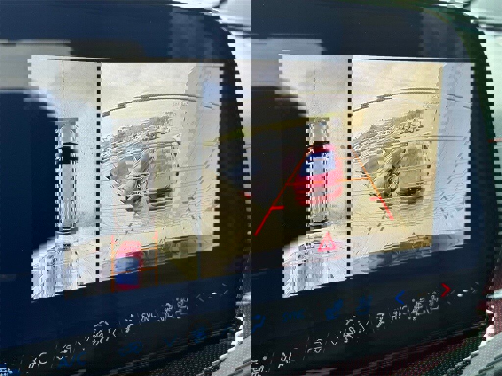 Used 2026 Chevrolet Traverse RS image 19