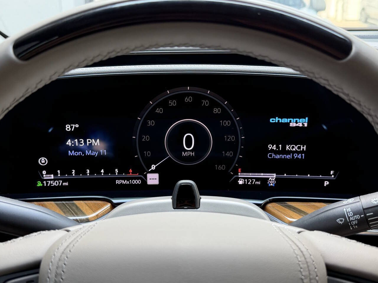 Used 2024 Cadillac Escalade Sport Platinum AWD/4WD image 32