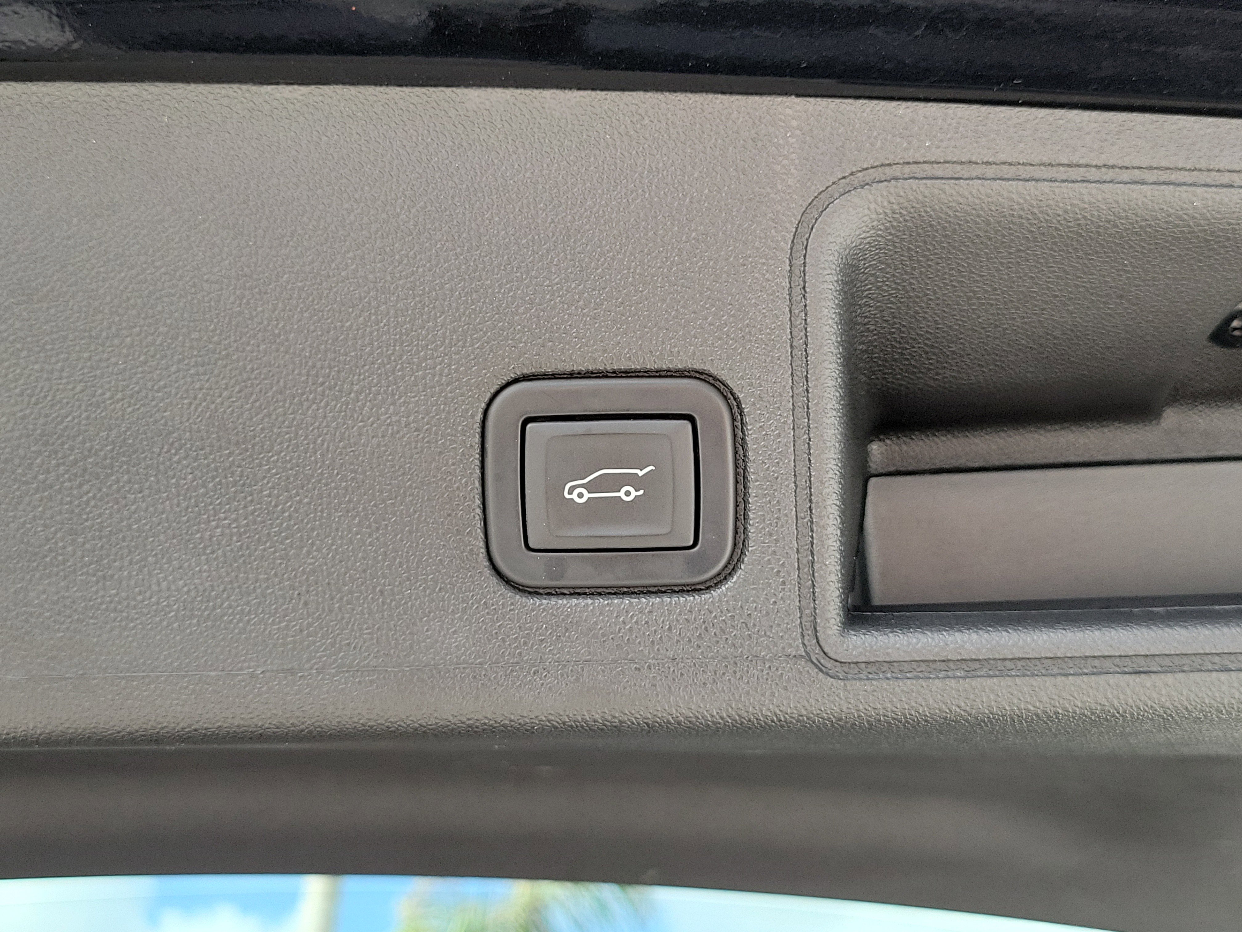 Used 2023 GMC Terrain AT4 w/ Infotainment Package II image 19