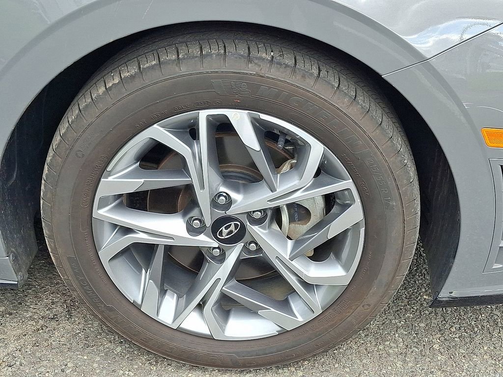 Used 2023 Hyundai Sonata SEL FWD image 9