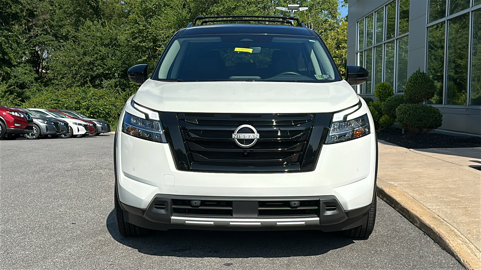 Certified 2024 Nissan Pathfinder SL w/ Black Appearance Package image 3