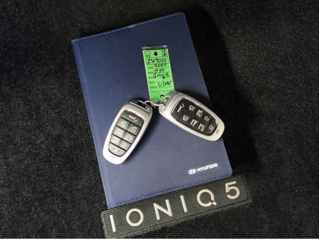 Used 2024 Hyundai Ioniq 5 Limited AWD/4WD image 24
