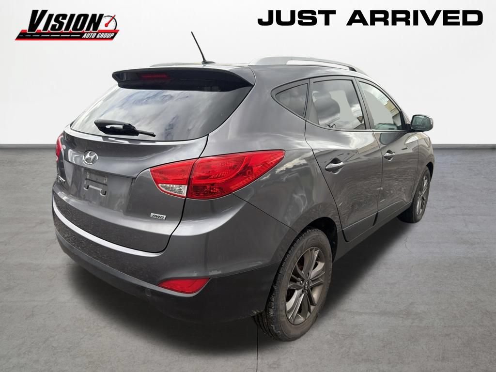 Used 2015 Hyundai Tucson SE AWD/4WD image 4
